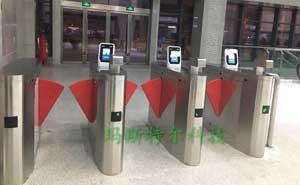 重慶高山灣樞紐通道閘案例 - 中出網(wǎng)-智能出入口與停車充電門戶