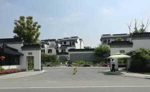 江蘇九里蘭亭道閘案例 - 中出網(wǎng)-智能出入口與停車充電門戶