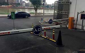 德陽市人民醫(yī)院車牌識別系統(tǒng)案例